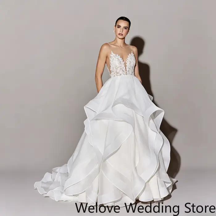 Robe de mariée personnalisée en organza blanc avec fines bretelles spaghetti, corsage illusion recou