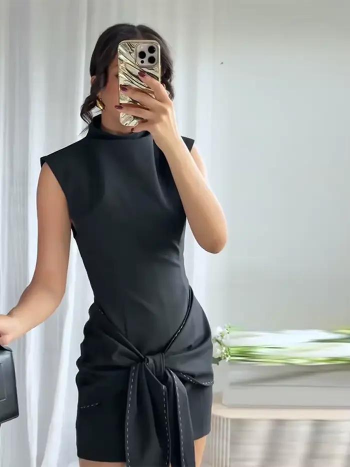 Topstitching à lacets robe courte femmes élégant demi col roulé sans manches hanche paquet fermeture