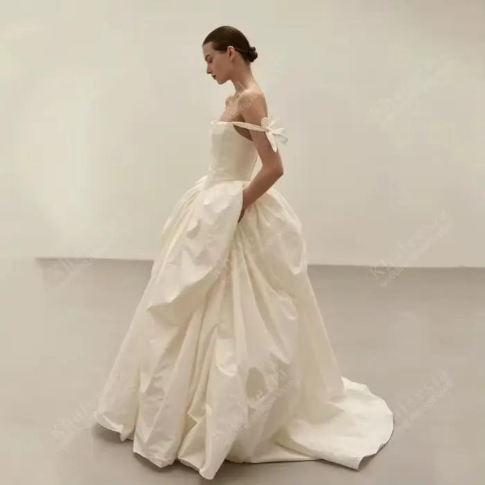 Robes de mariée élégantes en satin, coupe trapèze, simples, à bretelles spaghetti, pour soirée forme
