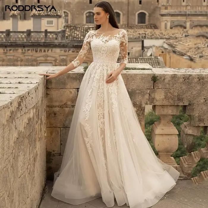 Robe de Mariée Vintage à Col Rond et Manches en Dentelle