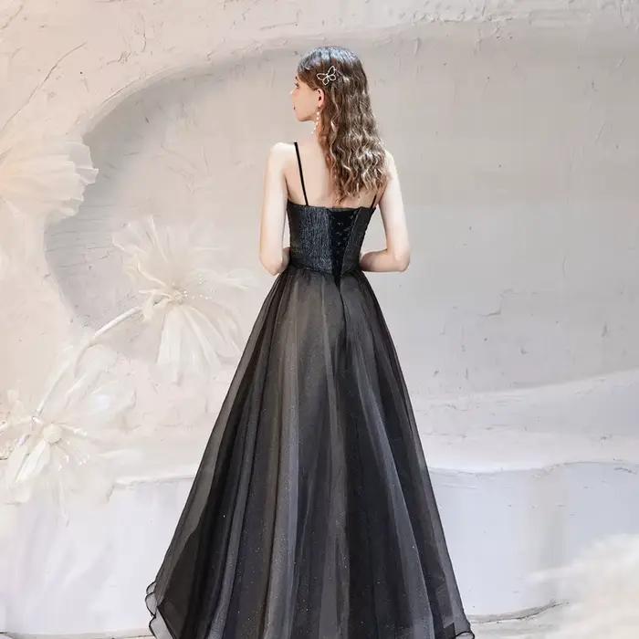Robe préppy en polyester avec broderie et zip pour femmes, idéale pour soirées d'anniversaire, remises de diplômes, examens d'art et autres occasions spéciales