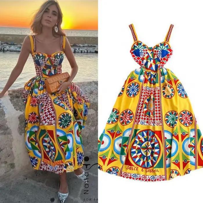 Robe longue vintage baroque sans bretelles pour les vacances à la plage