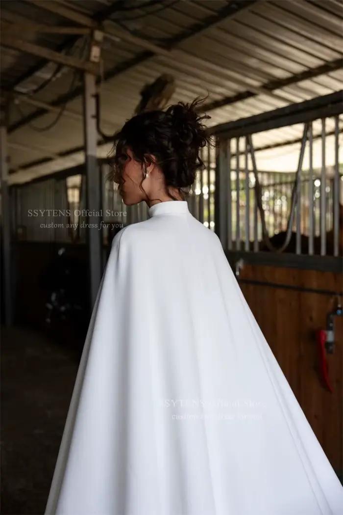 Robes de mariée modernes SSYTENS