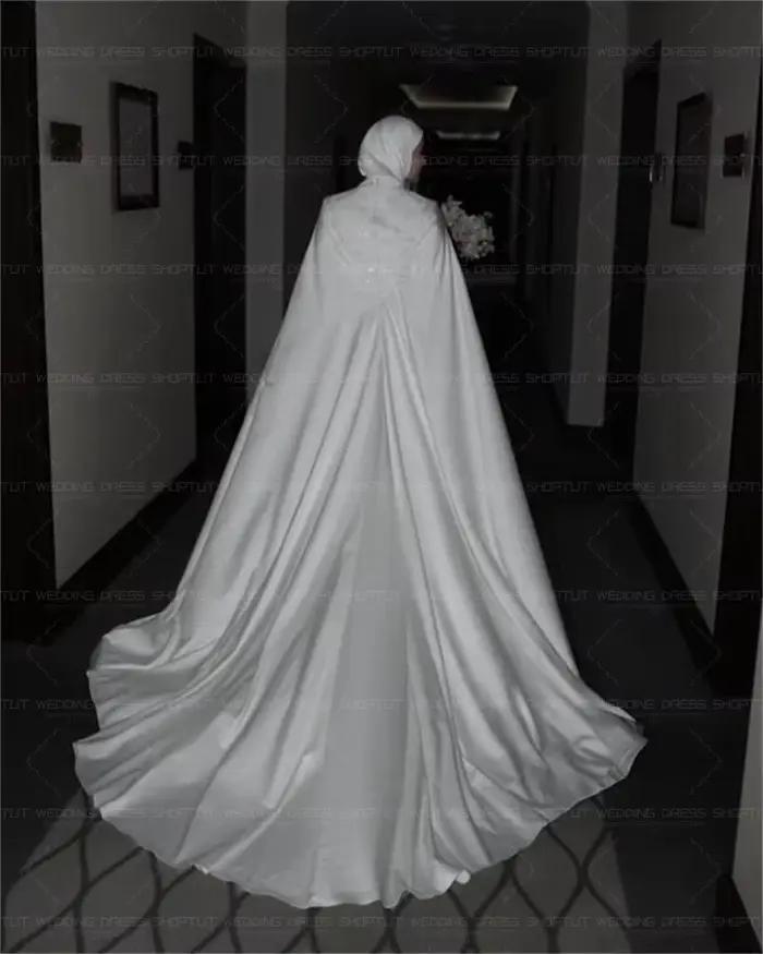 Robes de mariée musulmanes TLIT en satin de soie ivoire à col montant