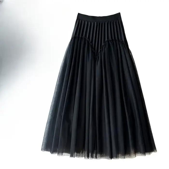 Robe longue plissée et fine