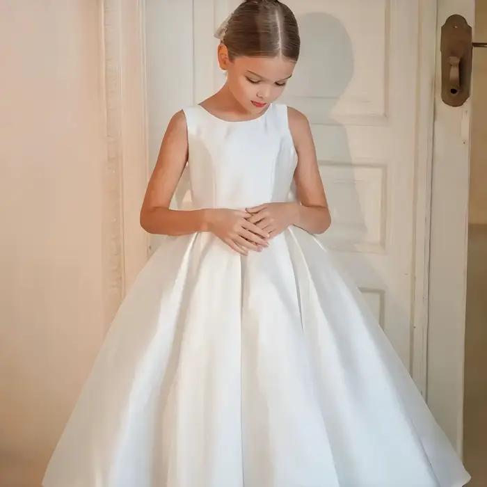 Robe de demoiselle d'honneur blanche pour mariage avec nœud en satin
