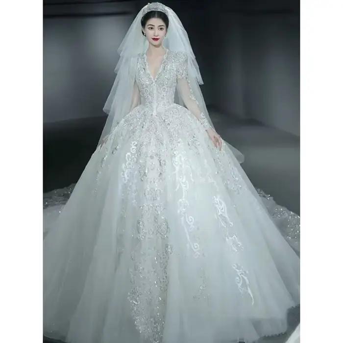 Robe de mariée française à manches longues