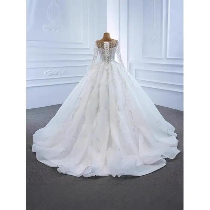 Robe de mariée sexy à col en V profond et manches longues