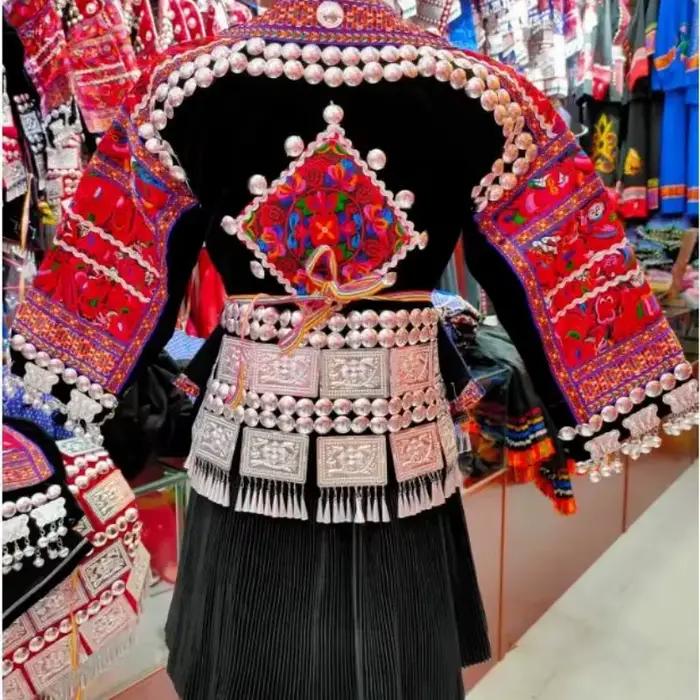 Robe chinoise Miao pour femmes, costumes brodés des minorités ethniques, costumes de danse Miao du Guizhou