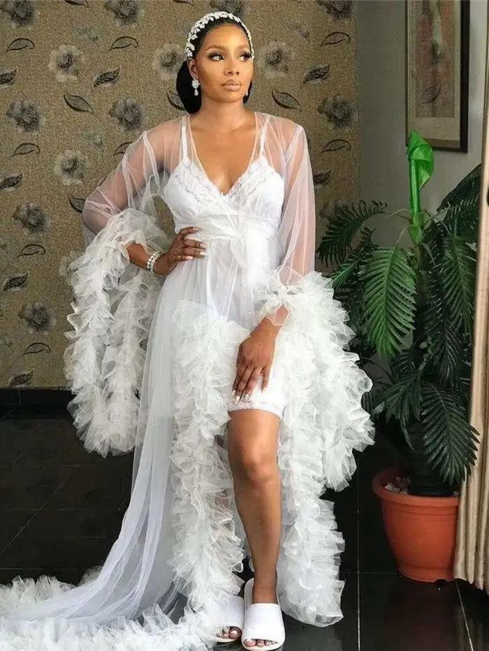 Robe de mariée à volants