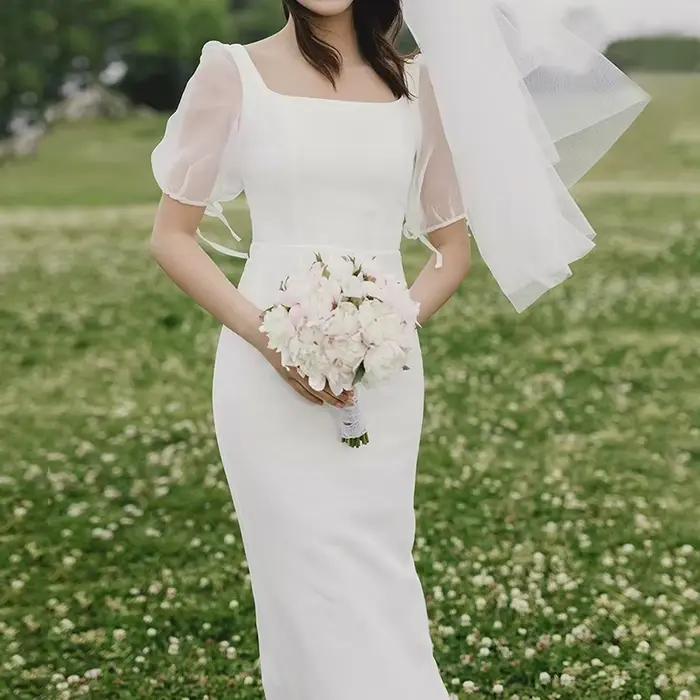 Robe de mariée simple en satin vintage