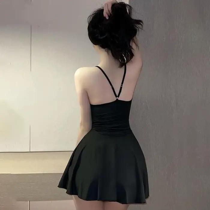Robe plissée micro-mini sexy pour femme