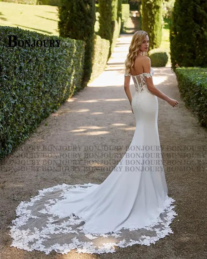 BONJOURY robe de mariée gracieuse