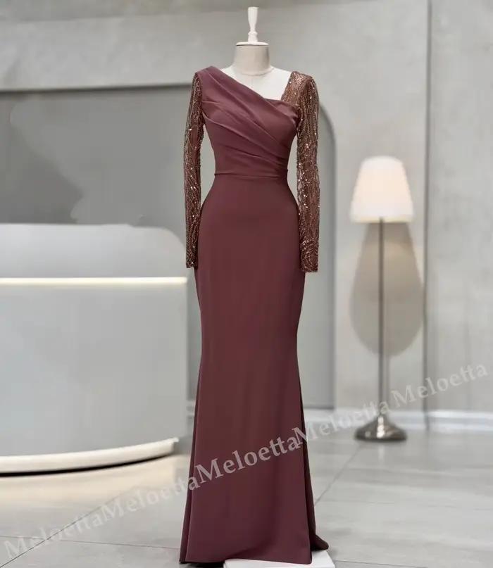 Robes de soirée pour femmes à manches longues