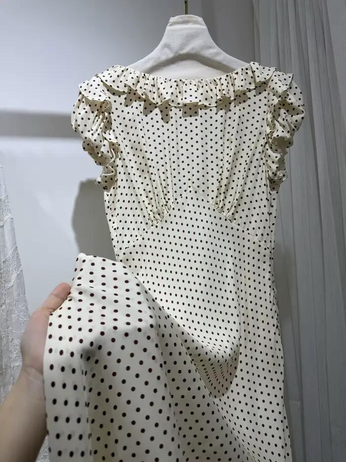 Robe élégante pour femme en mélange de soie à pois