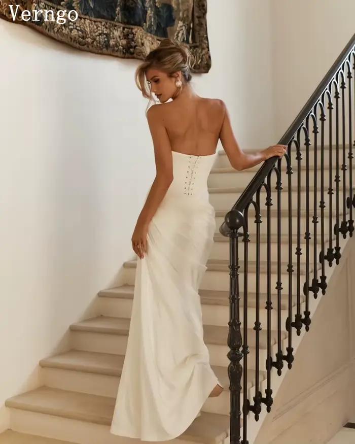 Verngo ivoire crêpe robe de mariée sans bretelles sirène plissée robes