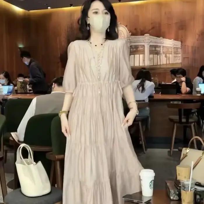 Robe mi-longue vintage française pour femme