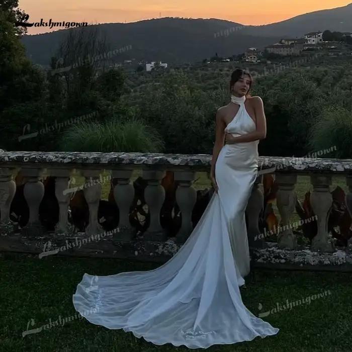 Robe de mariée sirène minimaliste en satin