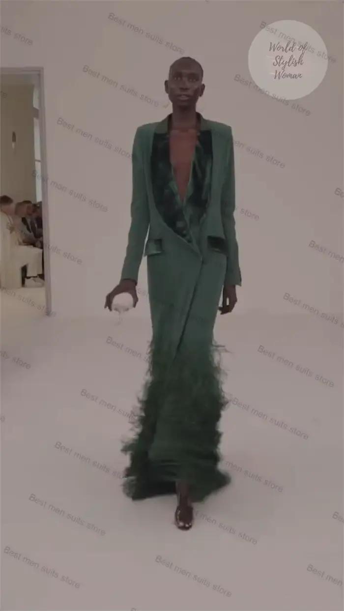 Costume 1 pièce en plumes vertes pour femmes