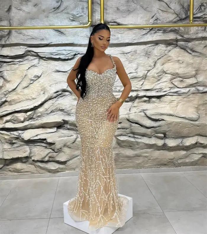Robes de mariée sirène glamour avec perles et paillettes, bretelles spaghetti, poignées sur mesure, robes de patients avec train amovible, mariée