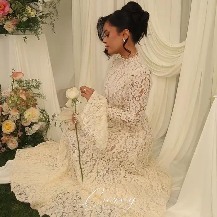 Robe de mariée élégante et sophistiquée pour femmes