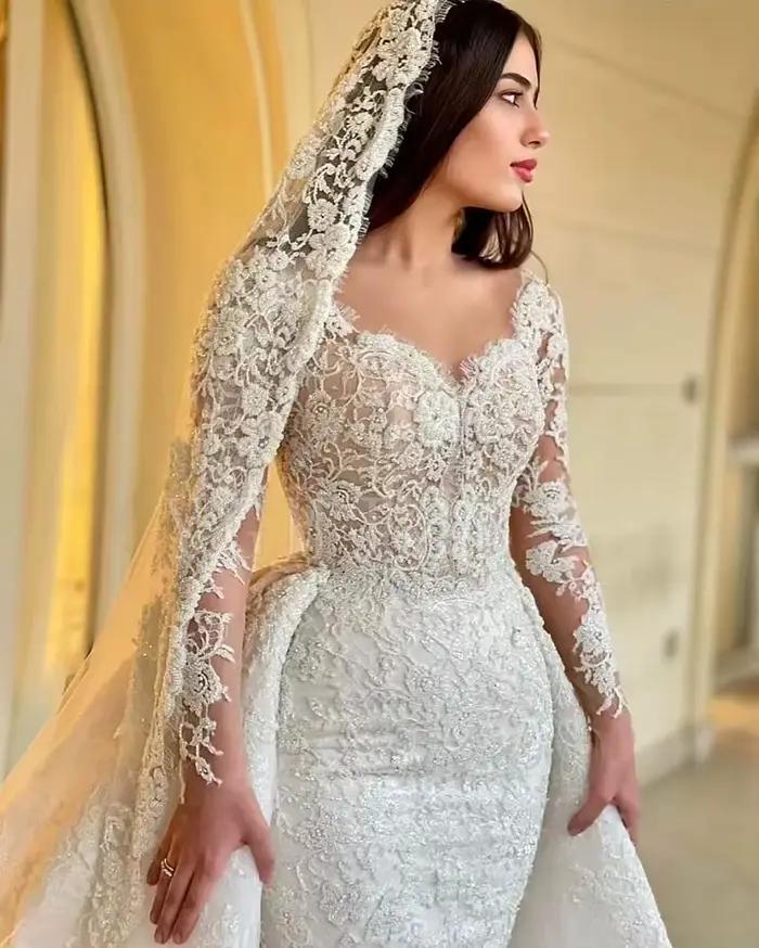 Robes de mariée sirène romantiques en dentelle