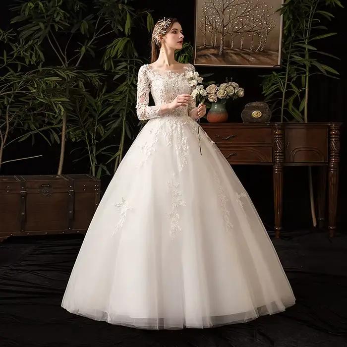 Robes de mariée en dentelle à manches longues