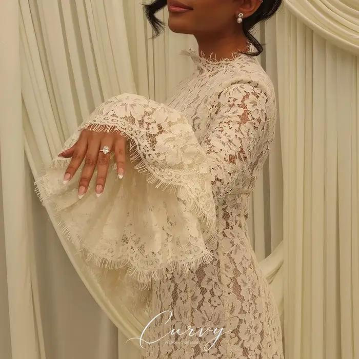 Robe de mariée élégante et sophistiquée pour femmes