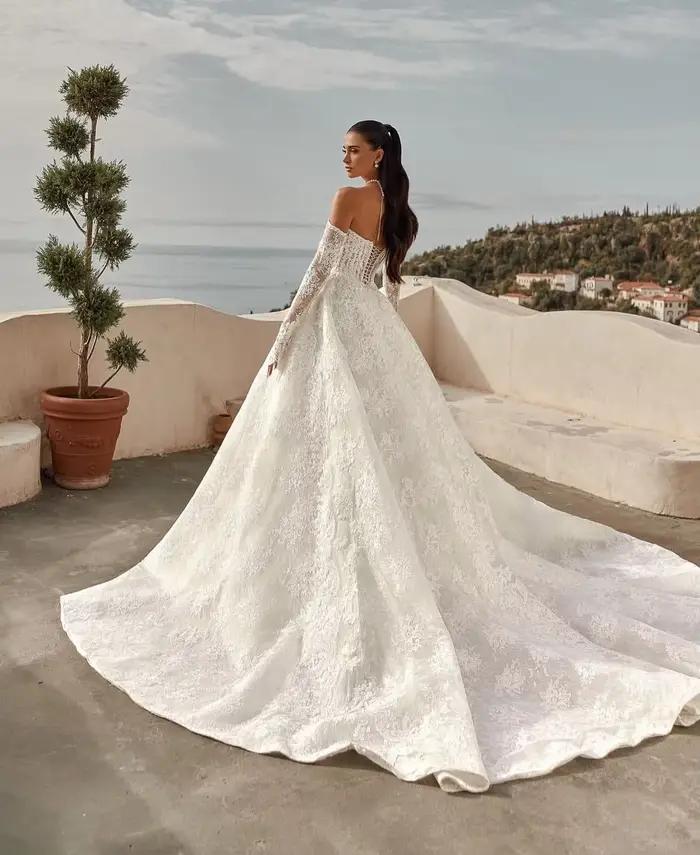 Robe de mariée en dentelle personnalisée à manches longues Estilo Princesa Elegantes blanc sur mesure