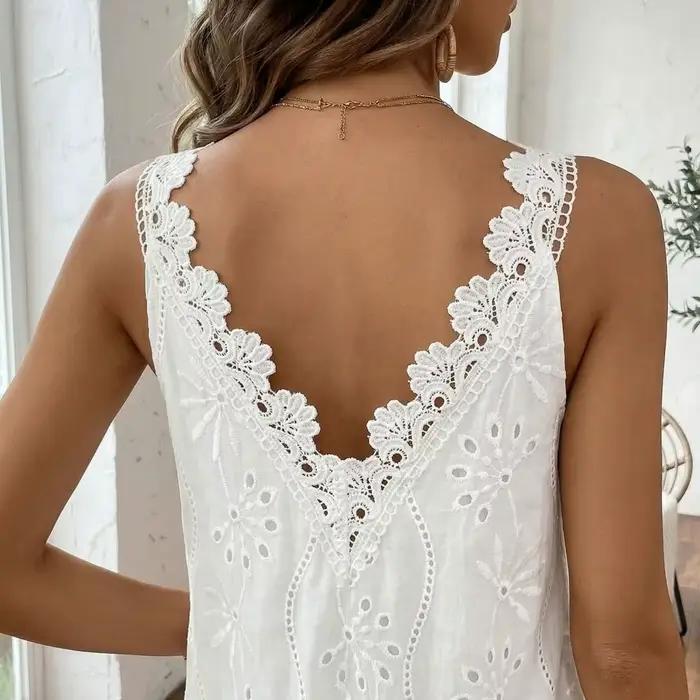 Robe de plage brodée en dentelle à col en V