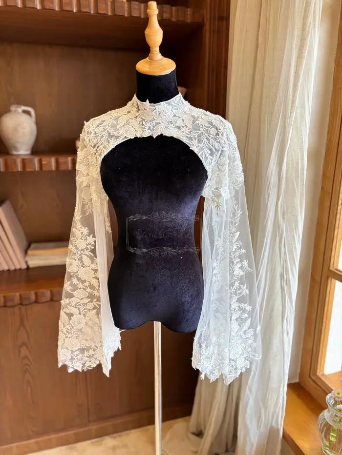 Boléros de mariage personnalisés avec appliques en dentelle