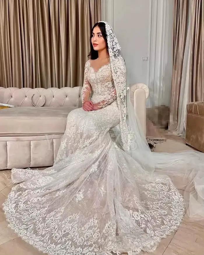 Robes de mariée sirène romantiques en dentelle
