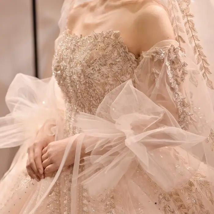 Robe de Mariée Sans Bretelles avec Manches Détachables