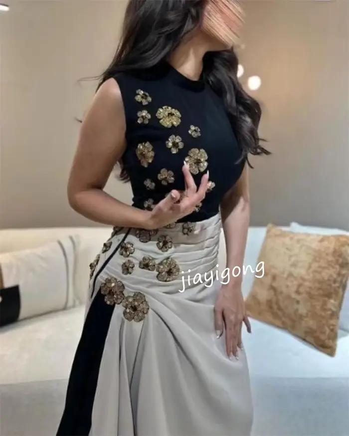 Robe de bal en polyester avec soutien-gorge intégré et décoration plissée pour femmes de tous âges occaions spéciales bal晚会及活动专用礼服长裙经典褶皱定制无袖简约风格适合各种场合