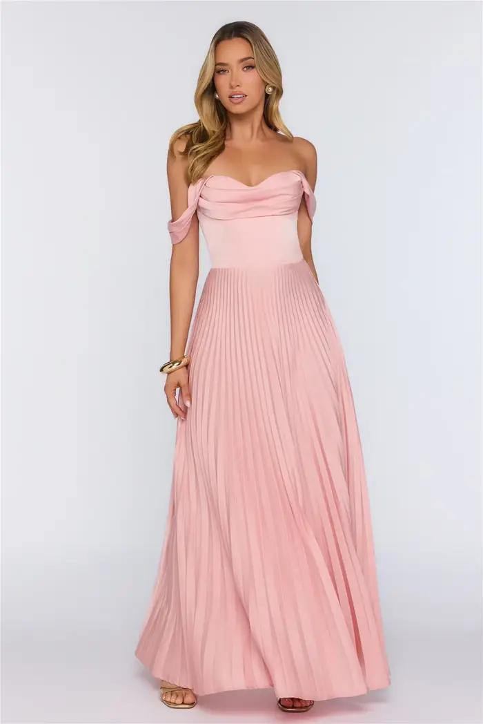 Robe de soirée élégante en satin plissé à col drapé et épaules dénudées