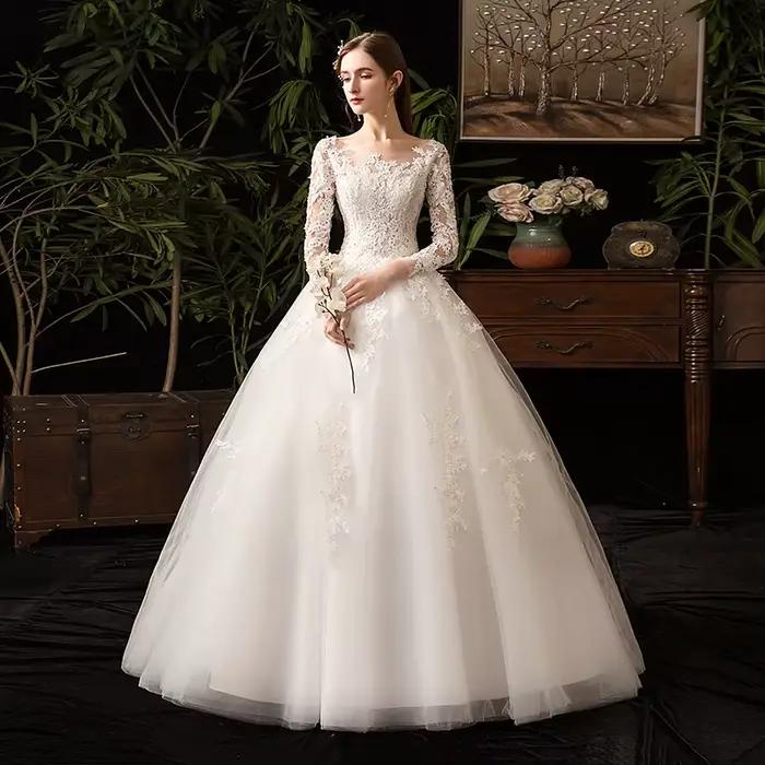 Robes de mariée en dentelle à manches longues