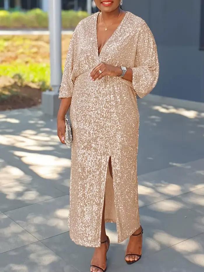Robe longue à paillettes argentées