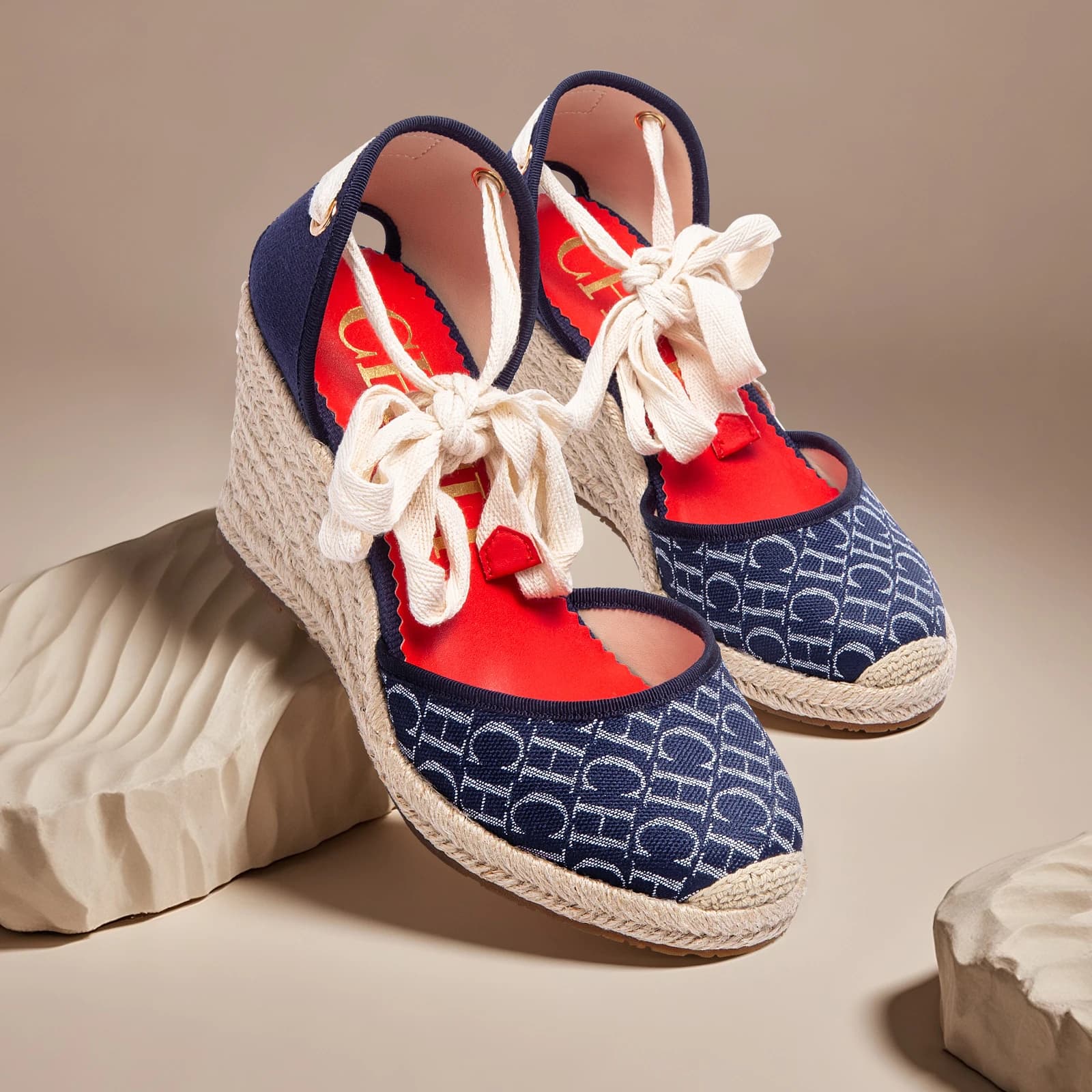 Sandales pour femmes 2025 nouvelles sandales à talons inclinés inférieurs en chanvre chaussures pour
