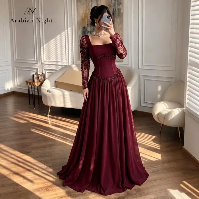 Robe de soirée classique brodée bordeaux coupe trapèze pour femme, idéale pour les bals de promo, le