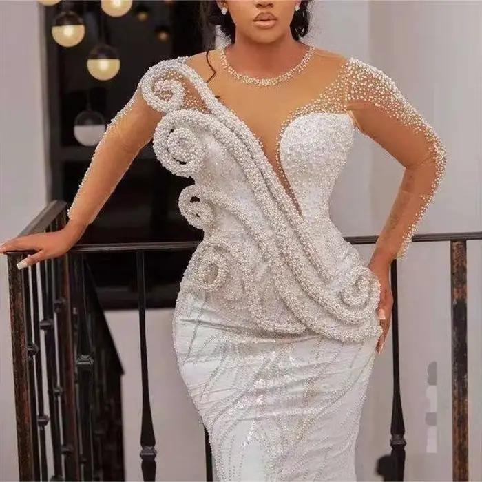Robe de mariée sirène de luxe 2026, design de mode personnalisé, ornée de perles, col transparent, t