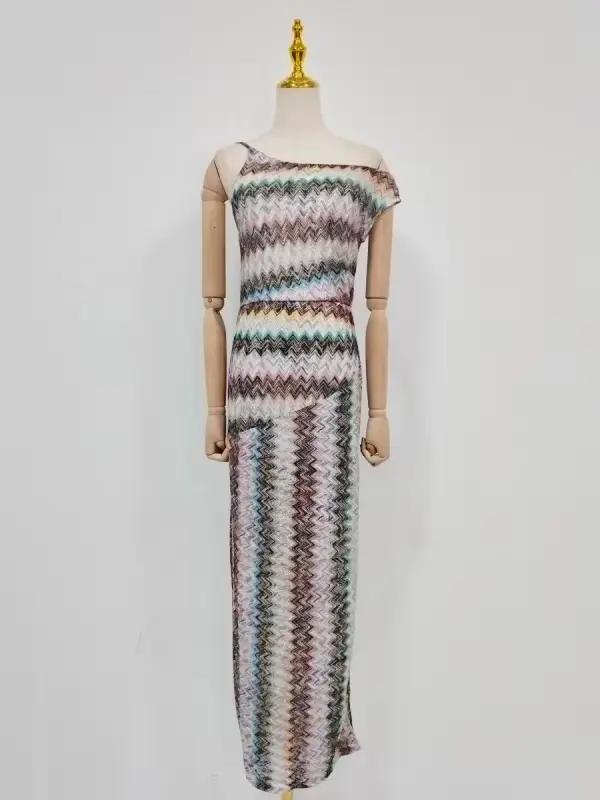 Robe longue VGH Vacations à imprimé coloré pour femme, asymétrique à une épaule, design zigzag aminc