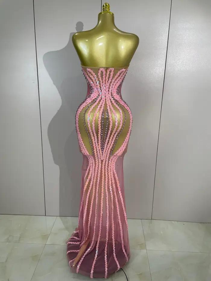 Robe longue sexy scintillante rose avec strass et paillettes, sans bretelles, en maille transparente