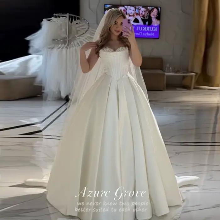 Robe de mariée moderne personnalisée Azure Grove