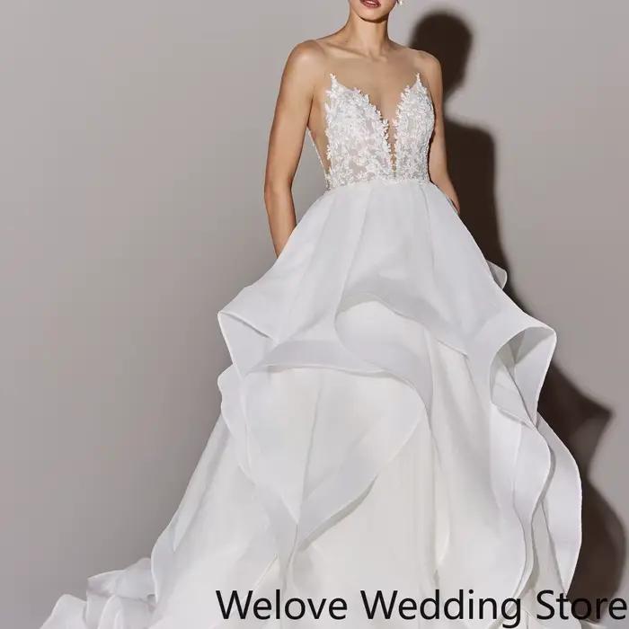 Robe de mariée personnalisée en organza blanc avec fines bretelles spaghetti