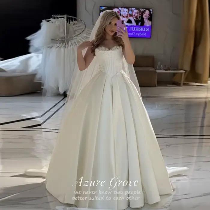 Robe de mariée moderne personnalisée Azure Grove