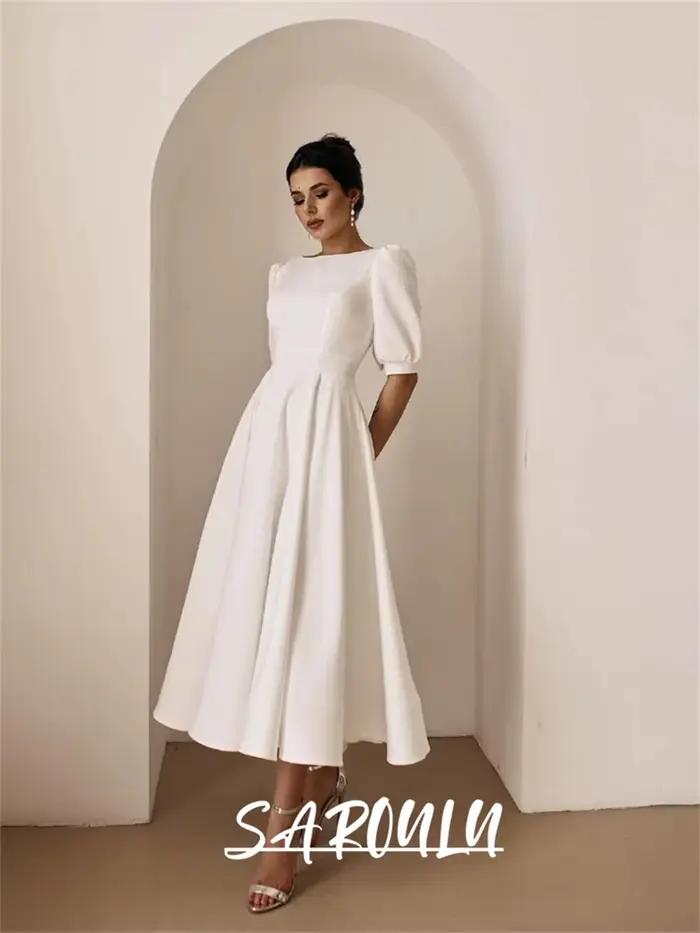 Robe de mariée mi-longue
