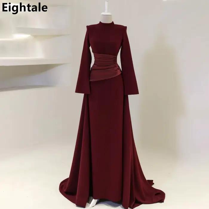 Robe de soirée bordeaux à col haut