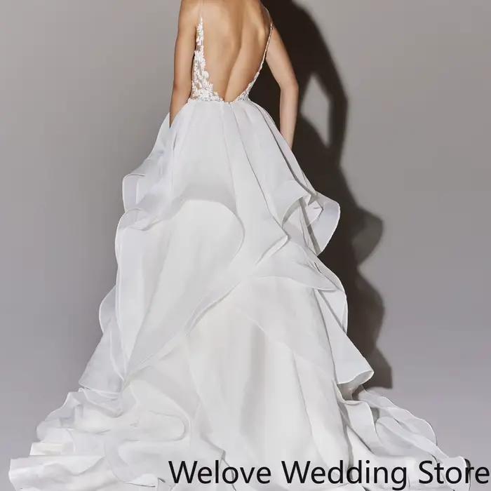 Robe de mariée personnalisée en organza blanc avec fines bretelles spaghetti
