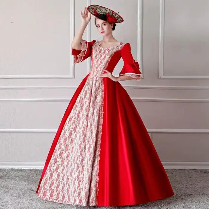 Robe de bal victorienne médiévale