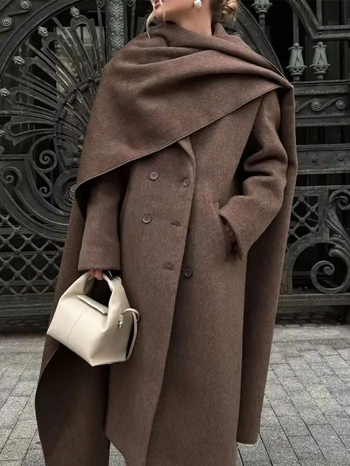Manteau élégant à double boutonnage pour femmes avec grand col écharpe
